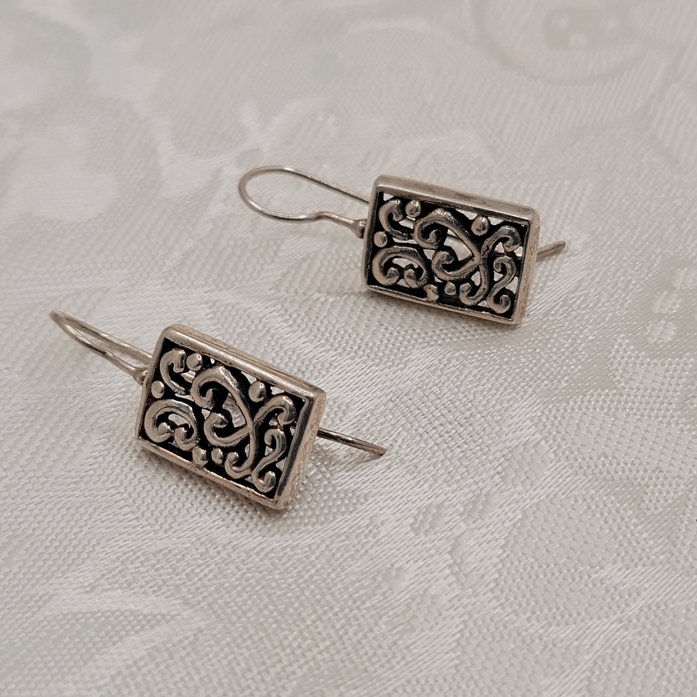Gorgeous Silver Scroll Work Rectangular Pierced E… - image 1